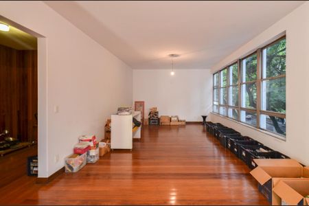 Apartamento à venda com 260m², 4 quartos e 2 vagasSala de Estar