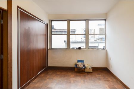Apartamento à venda com 260m², 4 quartos e 2 vagasSuíte 1