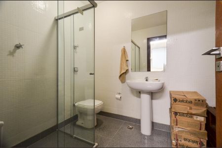 Apartamento à venda com 260m², 4 quartos e 2 vagasBanheiro 