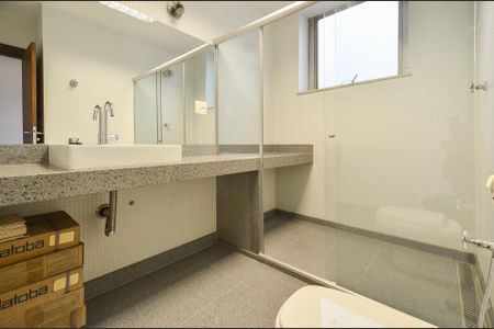 Apartamento à venda com 260m², 4 quartos e 2 vagasBanheiro Suíte 1