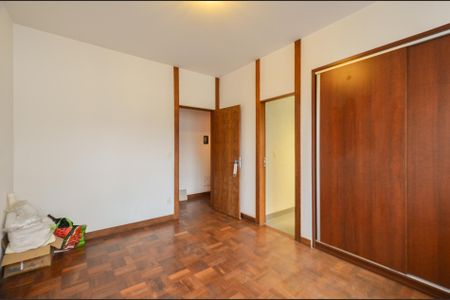 Apartamento à venda com 260m², 4 quartos e 2 vagasSuíte 1