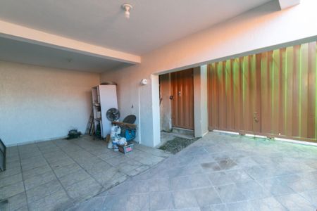 Casa para alugar com 100m², 2 quartos e 1 vaga