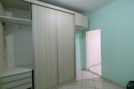 Casa para alugar com 100m², 2 quartos e 1 vaga