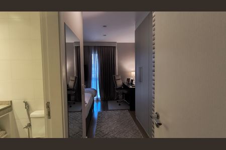 Apartamento à venda com 380m², 4 quartos e 4 vagas Apartamento à venda com 380m², 4 quartos e 4 vagasSuíte 2