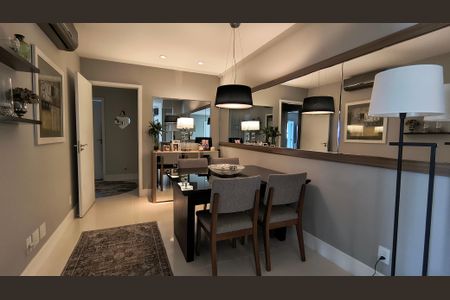 Apartamento à venda com 380m², 4 quartos e 4 vagas Apartamento à venda com 380m², 4 quartos e 4 vagasSala