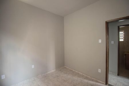 Quarto 2 de casa para alugar com 2 quartos, 360m² em Pacheco, São Gonçalo