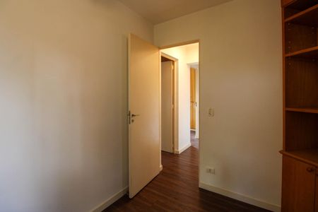 Apartamento para alugar com 77m², 3 quartos e 2 vagas Apartamento para alugar com 77m², 3 quartos e 2 vagasQuarto 2