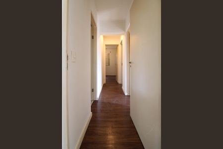 Apartamento para alugar com 77m², 3 quartos e 2 vagas Apartamento para alugar com 77m², 3 quartos e 2 vagasCorredor