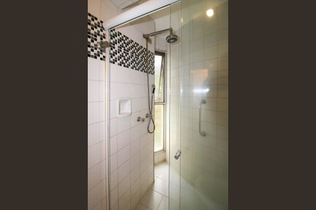 Apartamento para alugar com 77m², 3 quartos e 2 vagas Apartamento para alugar com 77m², 3 quartos e 2 vagasBanheiro Suíte