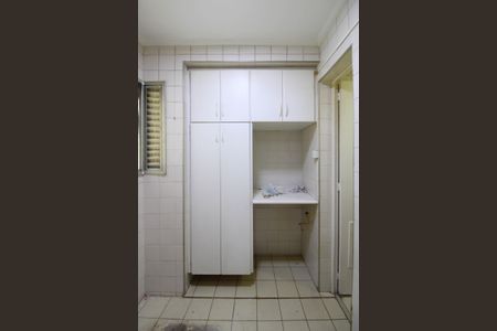Apartamento para alugar com 77m², 3 quartos e 2 vagas Apartamento para alugar com 77m², 3 quartos e 2 vagasÁrea de Serviço
