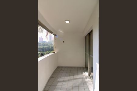 Varanda Sala de apartamento para alugar com 3 quartos, 77m² em Jardim Ampliacao, São Paulo