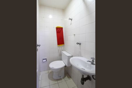 Apartamento para alugar com 77m², 3 quartos e 2 vagas Apartamento para alugar com 77m², 3 quartos e 2 vagasBanheiro de serviço