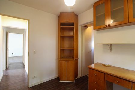 Apartamento para alugar com 77m², 3 quartos e 2 vagas Apartamento para alugar com 77m², 3 quartos e 2 vagasQuarto 2