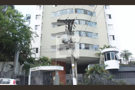 Apartamento para alugar com 77m², 3 quartos e 2 vagas Apartamento para alugar com 77m², 3 quartos e 2 vagasFachada