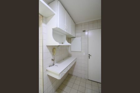 Apartamento para alugar com 77m², 3 quartos e 2 vagas Apartamento para alugar com 77m², 3 quartos e 2 vagasCozinha