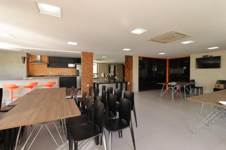 Apartamento à venda com 175m², 2 quartos e 2 vagasÁrea Comum - Salão de Festa