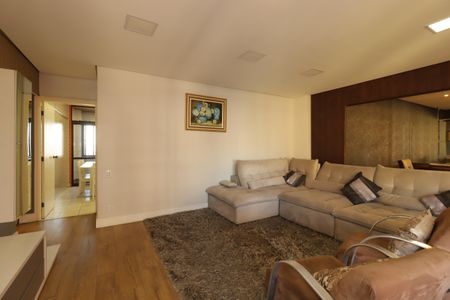 Apartamento à venda com 175m², 2 quartos e 2 vagasSala