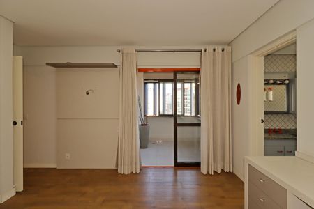 Apartamento à venda com 175m², 2 quartos e 2 vagasSuíte 2