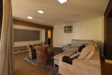 Apartamento à venda com 175m², 2 quartos e 2 vagasSala