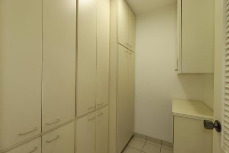 Apartamento à venda com 175m², 2 quartos e 2 vagasQuarto de Serviço