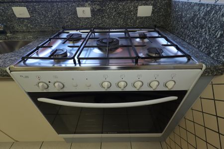 Apartamento à venda com 175m², 2 quartos e 2 vagasCozinha - Fogão embutido