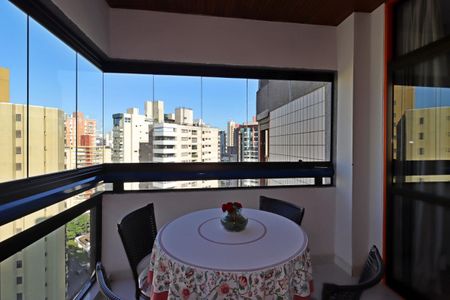 Apartamento à venda com 175m², 2 quartos e 2 vagasVaranda da Sala