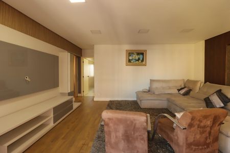 Apartamento à venda com 175m², 2 quartos e 2 vagasSala