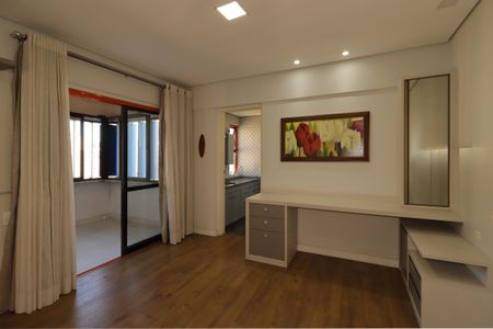 Apartamento à venda com 175m², 2 quartos e 2 vagasSuíte 2
