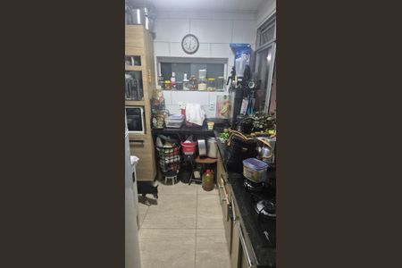 Cozinha de apartamento para alugar com 2 quartos, 48m² em Pituba, Salvador