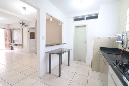 Apartamento para alugar com 81m², 2 quartos e sem vagaCozinha