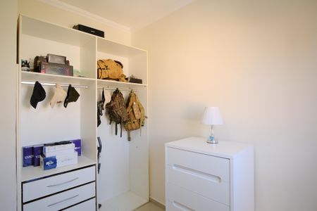 Casa de condomínio à venda com 147m², 3 quartos e 2 vagasQuarto 2