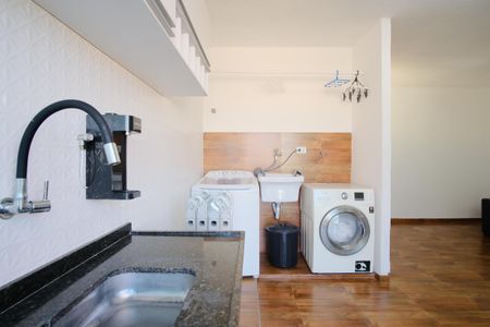 Casa de condomínio à venda com 147m², 3 quartos e 2 vagasÁrea de Serviço