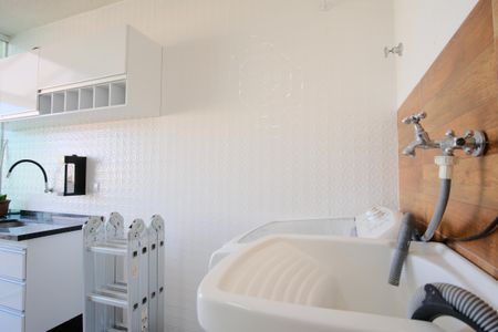 Casa de condomínio à venda com 147m², 3 quartos e 2 vagasÁrea de Serviço