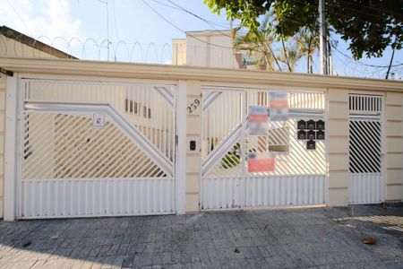 Casa de condomínio à venda com 147m², 3 quartos e 2 vagasFachada