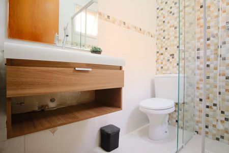 Casa de condomínio à venda com 147m², 3 quartos e 2 vagasBanheiro da Suíte