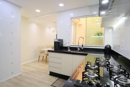 Casa de condomínio à venda com 147m², 3 quartos e 2 vagasCozinha