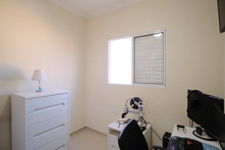 Casa de condomínio à venda com 147m², 3 quartos e 2 vagasQuarto 2