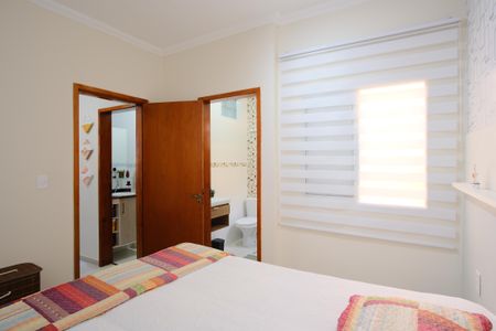 Casa de condomínio à venda com 147m², 3 quartos e 2 vagasSuíte