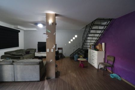 Casa de condomínio para alugar com 90m², 3 quartos e 2 vagasSala