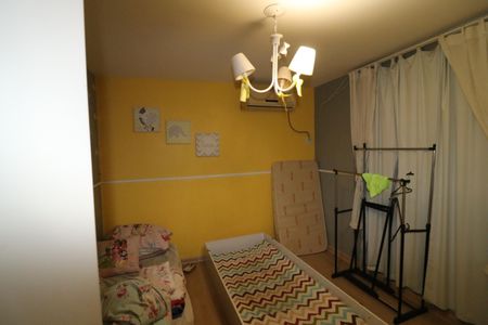 Casa de condomínio para alugar com 90m², 3 quartos e 2 vagasQuarto 1