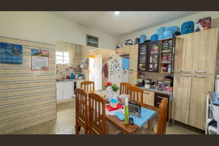 Casa à venda com 156m², 3 quartos e 1 vaga Casa à venda com 156m², 3 quartos e 1 vagaCozinha - casa 2