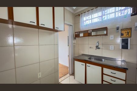 Casa à venda com 156m², 3 quartos e 1 vaga Casa à venda com 156m², 3 quartos e 1 vagaCozinha