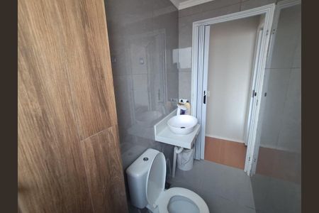 Apartamento para alugar com 43m², 2 quartos e sem vaga Apartamento para alugar com 43m², 2 quartos e sem vagaBanheiro