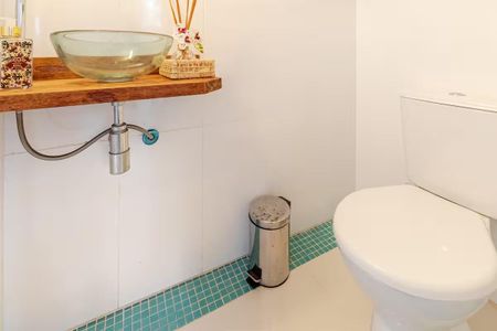 Casa para alugar com 430m², 3 quartos e 4 vagasBanheiro