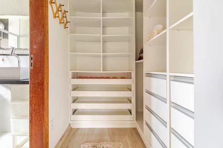 Quarto de casa para alugar com 3 quartos, 430m² em Rio Tavares, Florianópolis