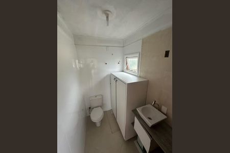 Casa para alugar com 430m², 3 quartos e 4 vagasBanheiro