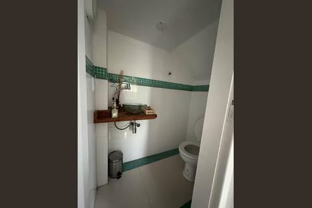 Casa para alugar com 430m², 3 quartos e 4 vagasBanheiro