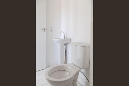 Apartamento para alugar com 38m², 2 quartos e sem vaga Apartamento para alugar com 38m², 2 quartos e sem vagaBanheiro