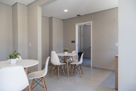 Apartamento para alugar com 38m², 2 quartos e sem vaga Apartamento para alugar com 38m², 2 quartos e sem vagaÁrea comum - Salão de festas