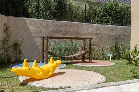 Apartamento para alugar com 38m², 2 quartos e sem vaga Apartamento para alugar com 38m², 2 quartos e sem vagaÁrea comum - Playground